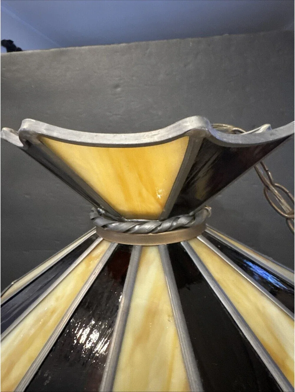 Vtg Stained Glass Lamp Shade Amber & Caramel Glass Slag Panels MCM 17” W X 14” H